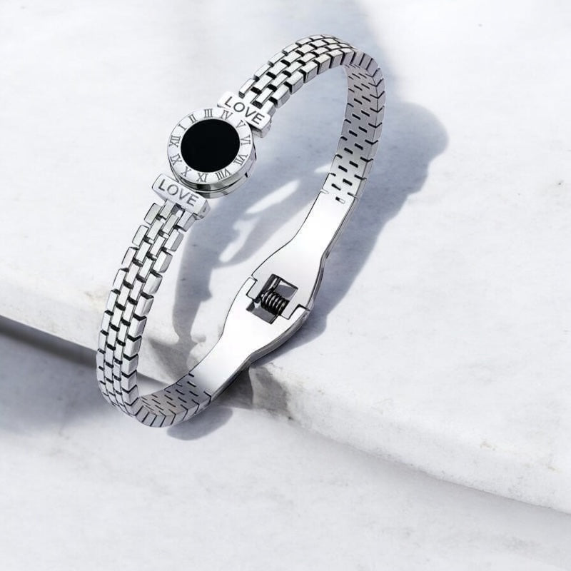 Love Bangle