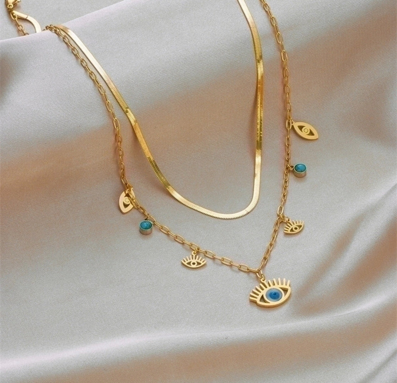 Double chain eye necklace