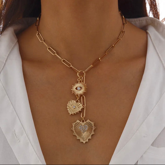 Heart shape pendant necklace