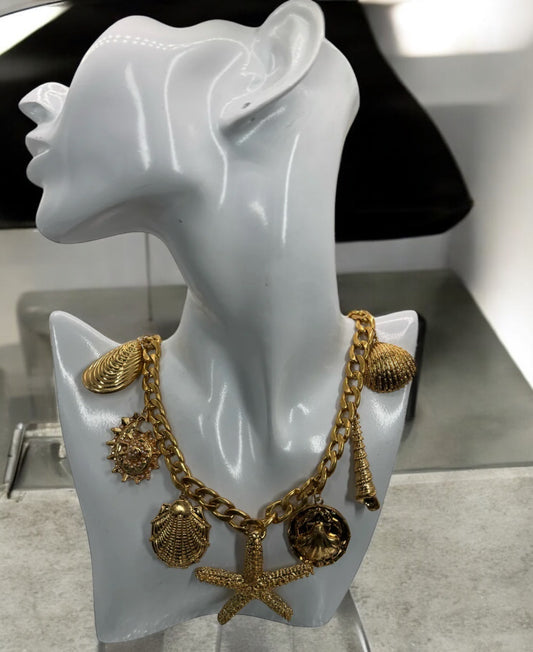Star fish shell necklace